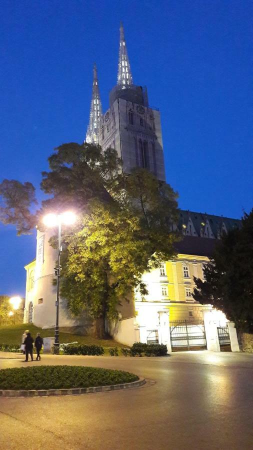 Apartamento Cosy&Private,30Sec Walk To Mainsquare, Heart Of Zagreb Exterior foto